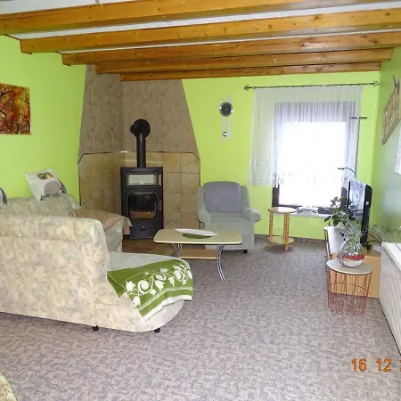 Ferienhaus Lisa * קוטבוס